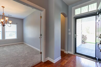218 Devonshire Dr (6)