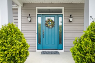 5600 Treeline Dr, Columbus, IN 47201 - photo 3