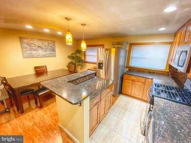 2854 Sebring Rd, Philadelphia, PA 19152 - photo 6