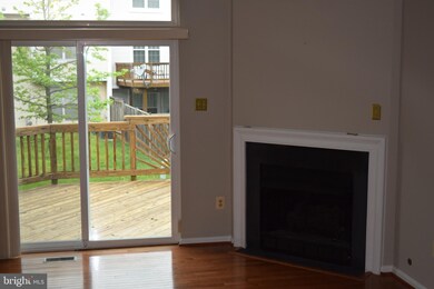 20420 Cool Fern Square, Ashburn, VA 20147 - photo 2