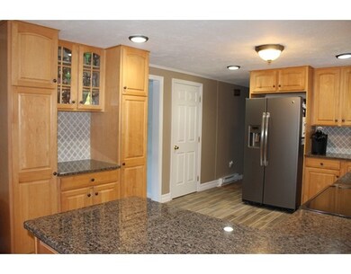 21 Susan Ln, Bellingham, MA 02019 - photo 3