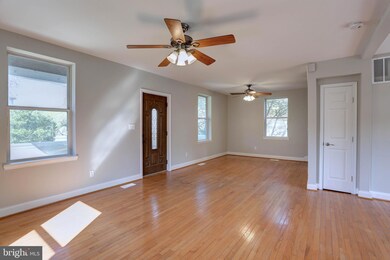 2620 Evergreen Ave, Baltimore, MD 21214 - photo 4