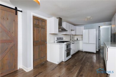 238 Santee Ave, Findlay, OH 45840 - photo 5