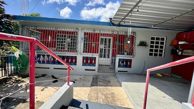 117 unit Solar 117, Yauco, PR 00698 - photo 2