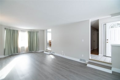 12 Calumet Rd, Decatur, IL 62521 - photo 5