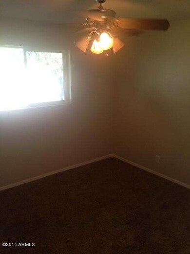 HolmesBedroom3