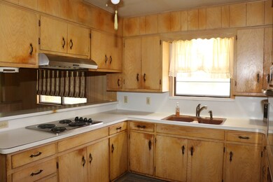 8112 Banker St, Needville, TX 77461 - photo 6