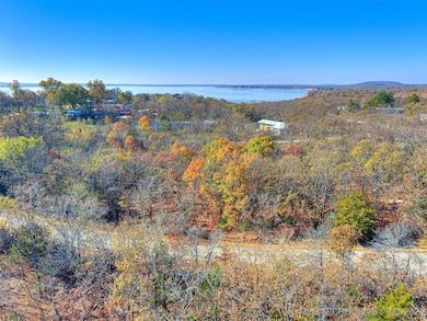 221 Robin Rd, Eufaula, OK 74432 - photo 2