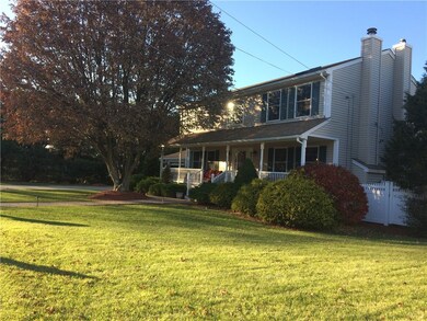 10 Mowry Rd, Smithfield, RI 02917 - photo 2