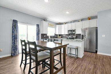 7-web-or-mls-5426-fletching-ct