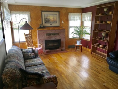 339 N Knights Bridge Rd, Canby, OR 97013 - photo 5