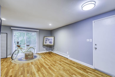 5-web-or-mls-31831 Grand River Ave-5