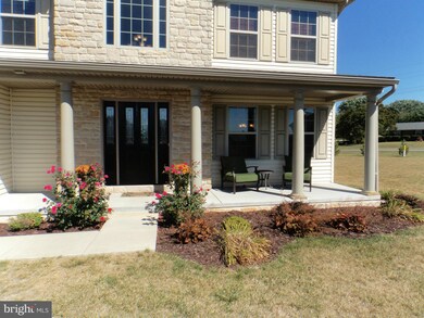 12964 Daybreak Ln, Greencastle, PA 17225 - photo 2