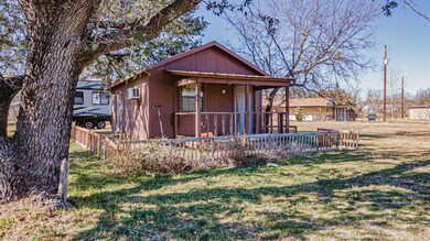 3312 Crook Ct, Granbury, TX 76049 - photo 4