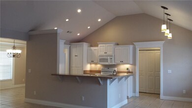 24 Chaucer Dr, Bella Vista, AR 72714 - photo 5