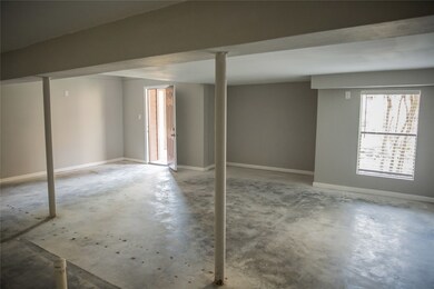 144 Moss Point Dr unit 4, Friendswood, TX 77546 - photo 6