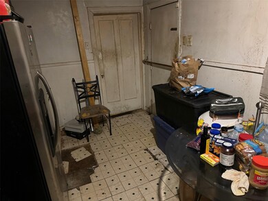 4603 Wayne St, Houston, TX 77026 - photo 4