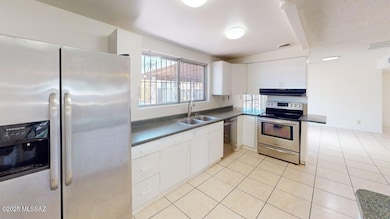 8175 E 20th St, Tucson, AZ 85710 - photo 7