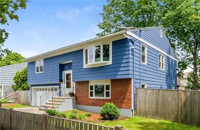 465 Elmgrove Ave, Providence, RI 02906 - photo 3