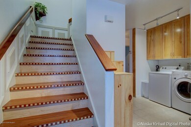 Beautiful Hardwood Stairs! Front Entry