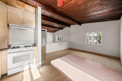 1011 Laguna St, Santa Barbara, CA 93101 - photo 3