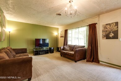 7020 Knotts Dr, Jacksonville, FL 32210 - photo 6