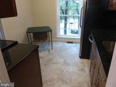 14902 Belle Ami Dr, Laurel, MD 20707 - photo 5