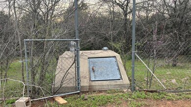 Storm shelter