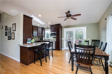 66 Pomfret Rd, Narragansett, RI 02882 - photo 3