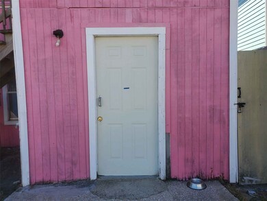 511 43rd St, Galveston, TX 77550 - photo 6