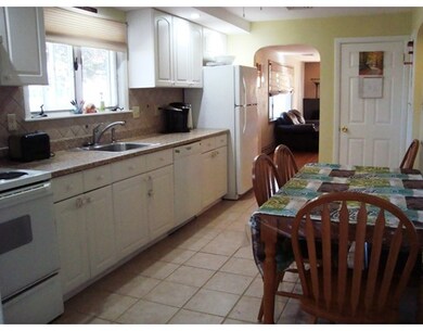 28 Pleasant View St, Methuen, MA 01844 - photo 6