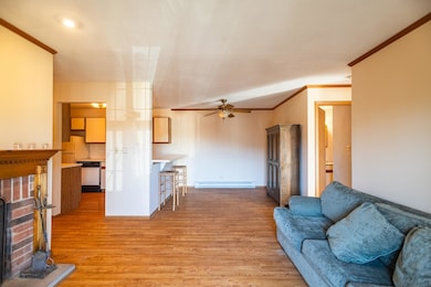 1345 Cunat Ct unit 2D, Lake In the Hills, IL 60156 - photo 6