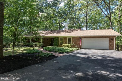 2400 Bugle Ln, Reston, VA 20191 - photo 3
