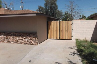 RV GATE