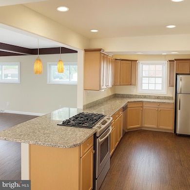 816 Margaret St, Reading, PA 19611 - photo 6