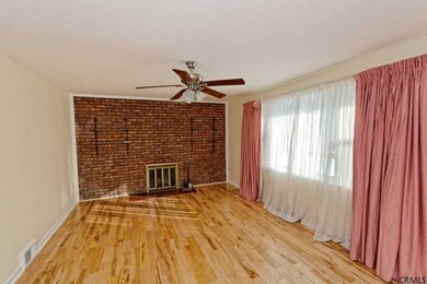 1047 Hickory Rd, Schenectady, NY 12309 - photo 2