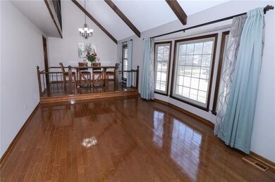 9021 Acuff Ln, Lenexa, KS 66215 - photo 4