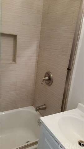 4643 1/2 Pickford St, Los Angeles, CA 90019 - photo 5