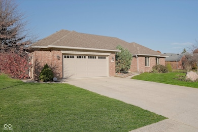 7706 Wheelwright Ct, Plainfield, IN 46168 - photo 2