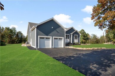 1311 Pippin Orchard Rd, Cranston, RI 02921 - photo 4