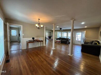 7208 Eastover Dr, Raleigh, NC 27603 - photo 6