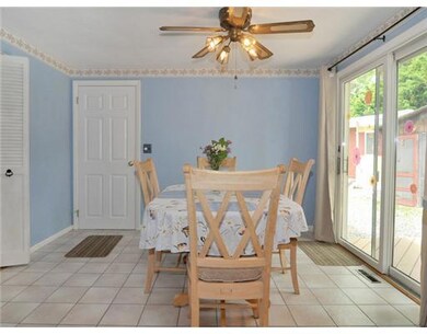 Dining Area.
