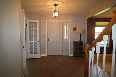 Spacious Foyer