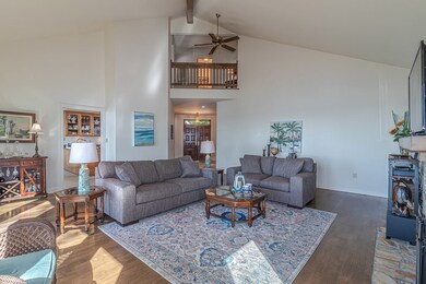 365 Cedar Pointe Dr, Weems, VA 22576 - photo 6