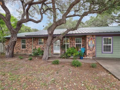 1305 Whitney