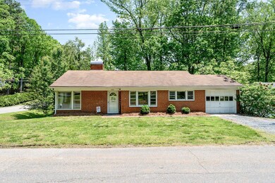 866 Oakmont Dr, Asheboro, NC 27205 - photo 4