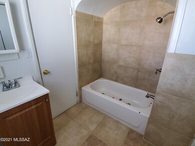 320 #1 - Bath 1b