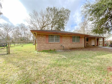 930 Mulberry Ln, Brazoria, TX 77422 - photo 4