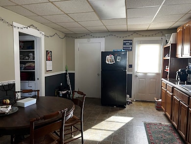 15 Jennison St, Keene, NH 03431 - photo 4