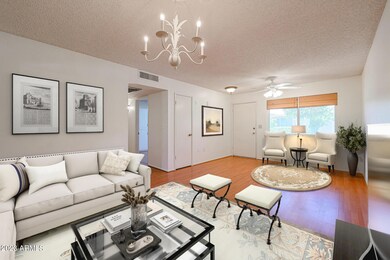 10907 W Santa fe Dr unit 4, Sun City, AZ 85351 - photo 5